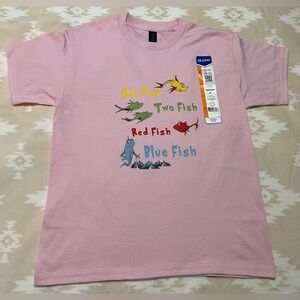 Dr Seus One Fist Two Fish T-Shirt 🐠